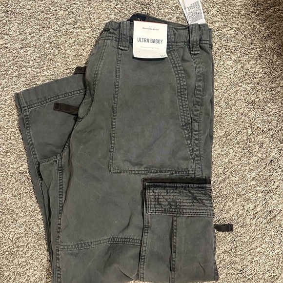 Abercrombie & Fitch Ultra Baggy Pant - Picture 5 of 5